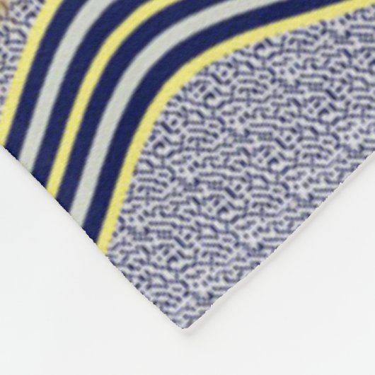 Floral Border Blue Background Zig Zag Pattern Fleece Deken (Hoek)