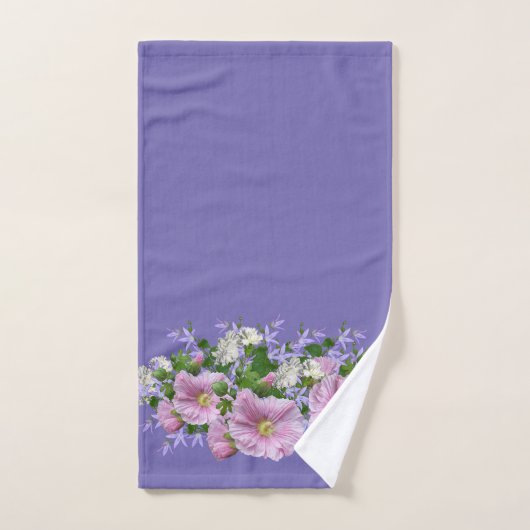 Floral Border Hollyhocks op Periwinkle Background Bad Handdoek (Handdoek)