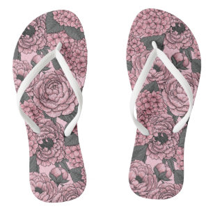 Floral bouquet in roze teenslippers
