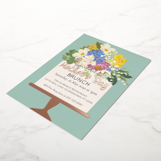 Floral Bouquet Moederdag Brunch Folie Uitnodiging (Gedraaid)