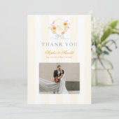 Floral Bow Crest Monogram Spring Wedding Bedankkaart (Staand voorkant)