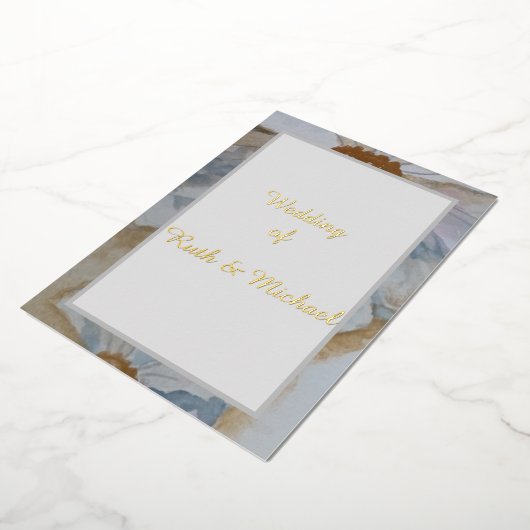 Floral bruiloft Witte en gouduitnodiging Folie Uitnodiging (Gedraaid)