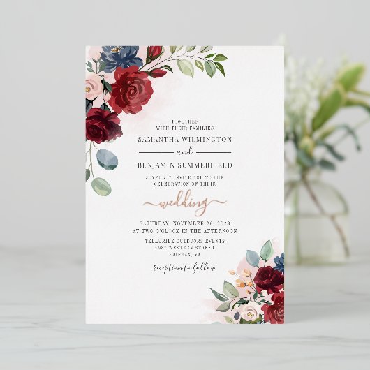 Floral Burgundy Botanical Script Weddenschap Roos  Folie Uitnodiging (Staand Voorkant)