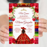 Floral Burgundy Mexican Girl Mis Quince Kaart<br><div class="desc">Floral Burgundy Mexican Girl Mis Quince Invitation Mis Quince Anos,  15e verjaardag</div>