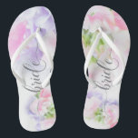 FLORAL CHIC WEDDING SWEET PEAS Bride Teenslippers<br><div class="desc">De Sandalen van de bruid om het collectie aan te passen - Floral Chic Wedding Sweet Peas in roze en lavender met  kalligrafie en moderne lettertypen</div>