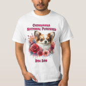 Floral Chihuahua A Petite Canine Bloeit T-shirt (Voorkant)
