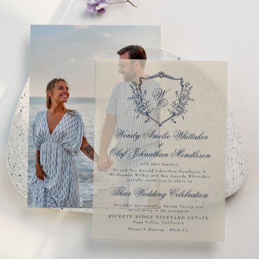  Floral Crest Cream & Navy Monogram Bruiloft Vellum Uitnodigingen