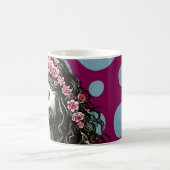 Floral Crown Muse – grillig Natuur Portret Koffiemok (Center)