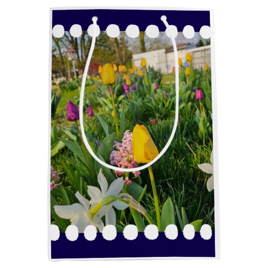 Floral Custom Gift Bag Medium Cadeauzakje (Voorkant)