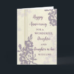 Floral Daughter & Daughter in Law Jubileum Kaart<br><div class="desc">Gelukkige trouwjubileumkaart voor dochter en schoondochter met mooie  paarse bloemen en sentimentele verzen.</div>