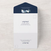 Floral Dusty Blue Bloom Script bruiloft All In One Uitnodiging (Buitenkant)