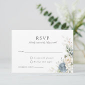 Floral Dusty Blue Greenery Wedding RSVP Kaart (Staand voorkant)