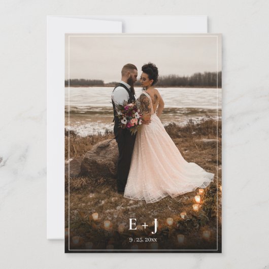 Floral Dusty Blue Monogram Border QR Foto Weduwsch Kaart (Achterkant)