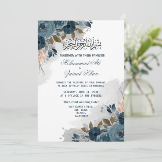 Floral Dusty Blue Walima Islamitische bruiloft Kaart (Staand voorkant)