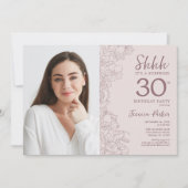 Floral Dusty Pink Surprise Foto 30e verjaardag Kaart (Voorkant)