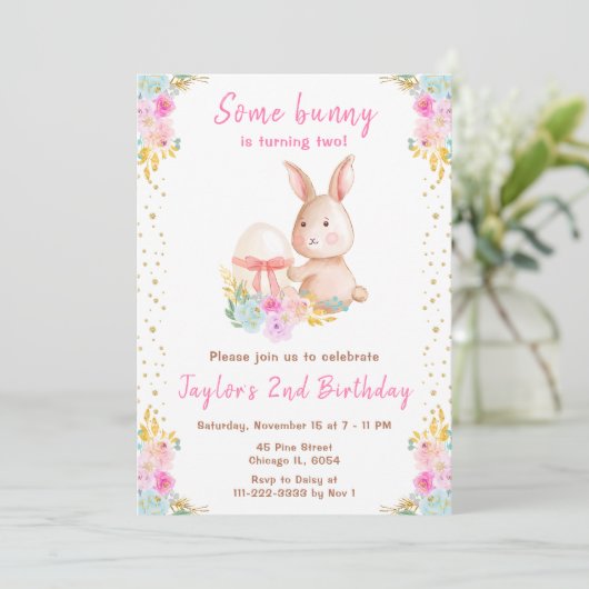 Floral Easter Bunny Birthday Kaart (Staand voorkant)