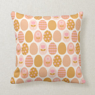 Floral Easter Egg Pattern in Boho Pink Yellow Gold Kussen