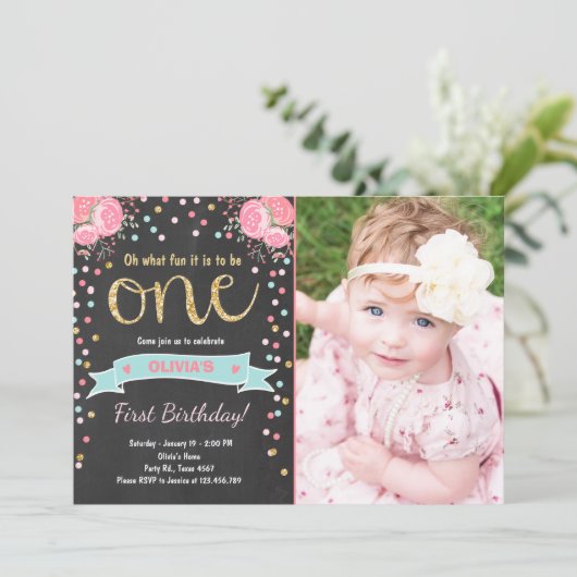 Floral Eerste verjaardag: Girl Pink Gold Rozen Kaart (Staand voorkant)