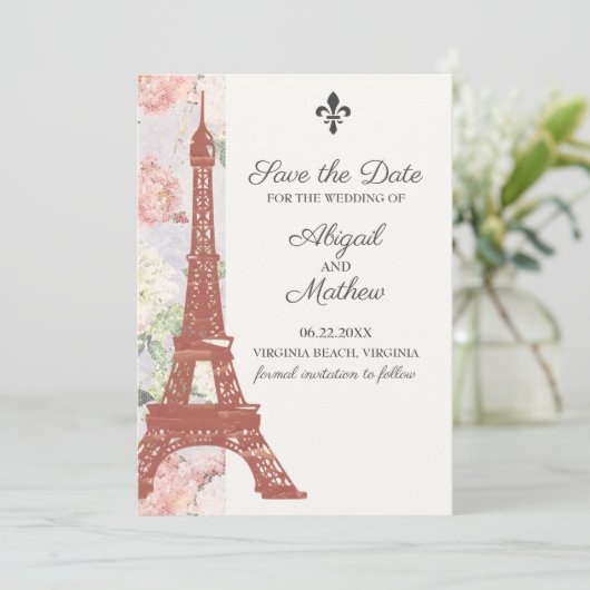 Floral Eiffel Tower Paris Paarse bruiloft Save The Date (Staand voorkant)