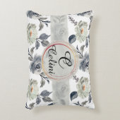 Floral Elegance: een verbluffend Waterverf patroon Accent Kussen (Voorkant(Verticaal))