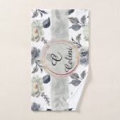 Floral Elegance: een verbluffend Waterverf patroon Bad Handdoek (Handdoek)
