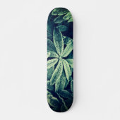 Floral Elegance: Frozen Planten Skateboard (Voorkant)