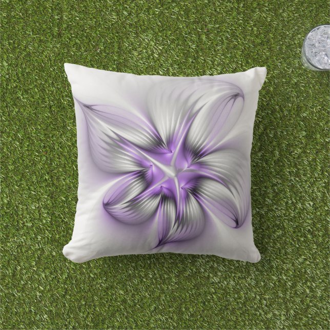 Floral Elegance Modern Abstract Violet Fractal Art Buitenkussen (Gras)