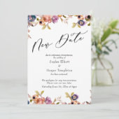 Floral Elegant Postponed Wedding New Date Card Kaart (Staand voorkant)