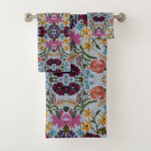 Floral Embroidery Pattern met prachtige bloemen Bad Handdoek (Insitu)