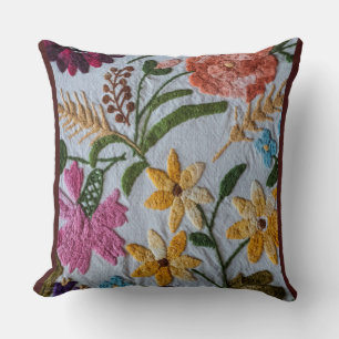 Floral Embroidery Pattern met prachtige bloemen Kussen