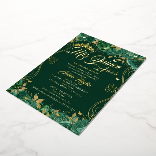Floral Emerald Scroll Mis Quince Quinceanera Folie Uitnodiging (Gedraaid)