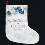 Floral Eucalyptus Grandparent 1e Kerstmis Grote Kerstsok<br><div class="desc">Ons eerste kerstfeest als kerstontwerp van grootouders dat goed zou zijn in de familiefoto's TIP: geweldig voor de feestjes die de huishouding opwarmen,  baby showers,  bruiloft,  volkstuffers en ouderdomsvesten.</div>