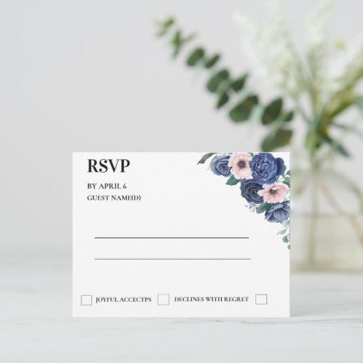 Floral Eucalyptus Wedding RSVP Kaart (Staand voorkant)