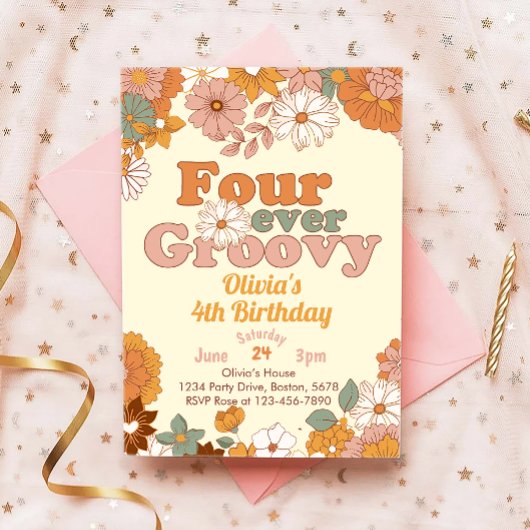 Floral Four Ever Groovy 4e verjaardag uitnodiging