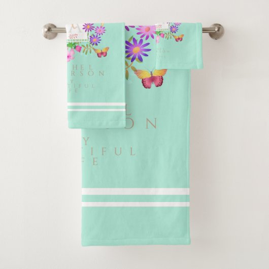 Floral Garden Aqua Monogram Handdoek (Insitu)