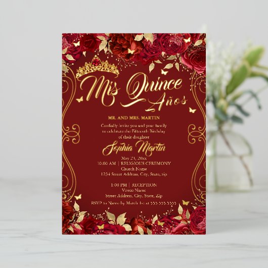 Floral Garden Scroll Ruby Mis Quince Quinceanera Folie Uitnodiging (Staand Voorkant)