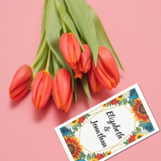 Floral geometric servet