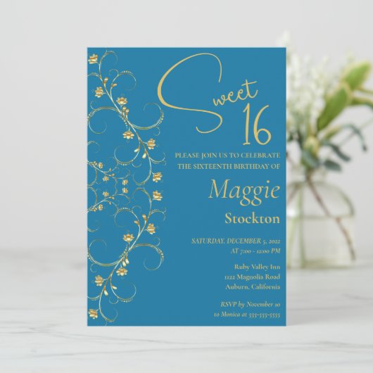 Floral Gold Border Sweet 16 Uitnodiging (Staand voorkant)