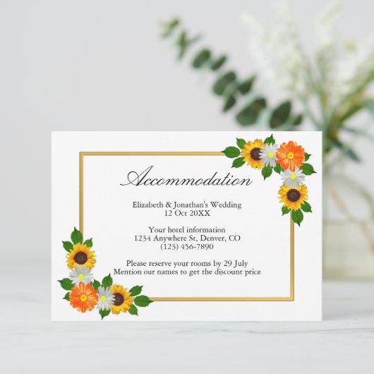 Floral Gold Lijst Wedding Accommodatie Informatiekaartje (Staand voorkant)
