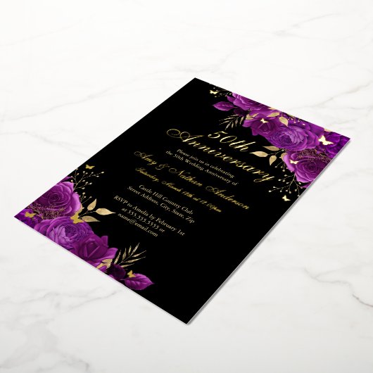 Floral Gold Paarse 50ste bruiloft Jubileum Folie Uitnodiging (Gedraaid)