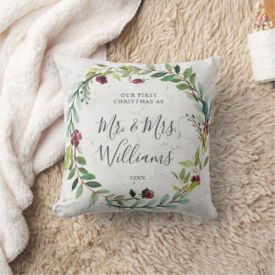 Floral Greenery Wreath Marble Ons eerste kerstfees Kussen