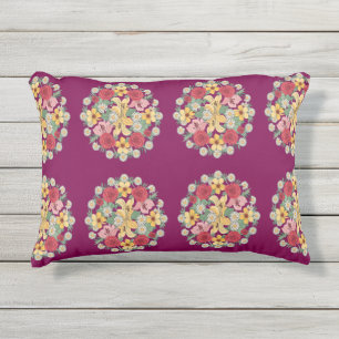 Floral Harmony Mandala Buitenkussen