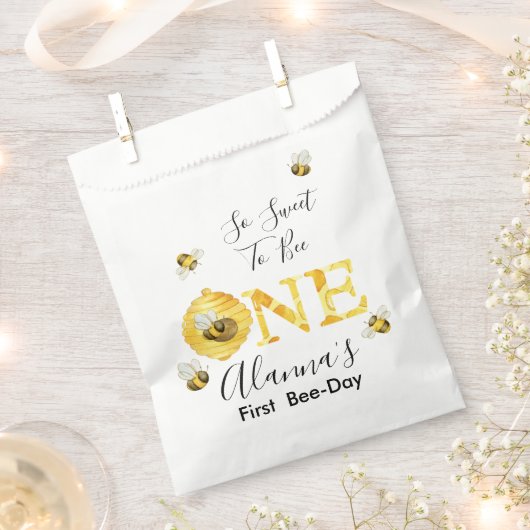 Floral Honey Bee First Bee Day Birthday Bedankzakje (Geknipt)