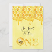 Floral Honey Bee First Bee Day Birthday Invitation Kaart (Achterkant)