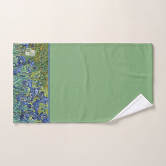 Floral Iris Border op Sage Green Background Bad Handdoek (Handdoek)