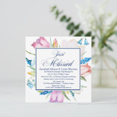 Floral "Just Married" Wedding Announcement Kaart (Staand voorkant)