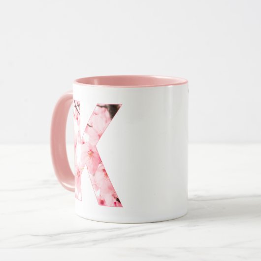 Floral K Initial Mug | Personalized Name & Traits Mok (Voorkant links)