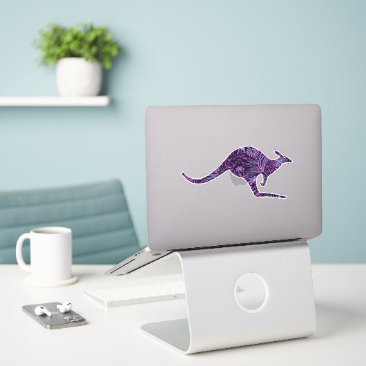 Floral Kangaroo Sticker (Laptop op bureau)