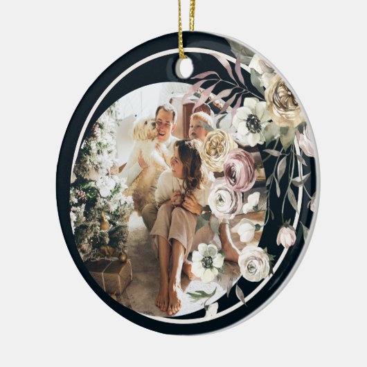 Floral Kerstfeestdag Foto gepersonaliseerd Keramisch Ornament (Links)