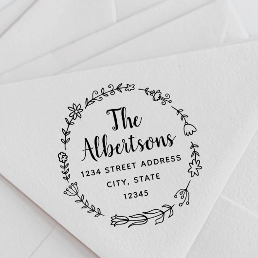Floral krans familienaam retour adres stempel